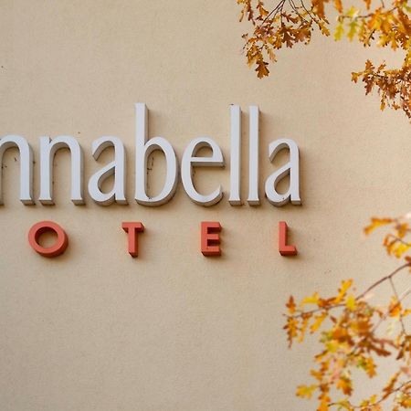 Annabella Hotel Riga Exterior foto